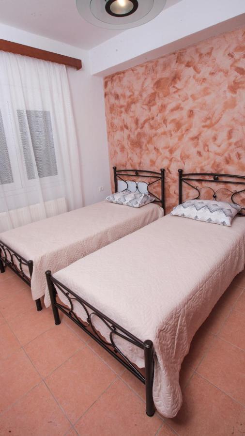 Marialena Villa Nea Plagia Bagian luar foto